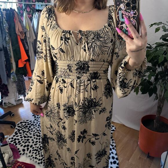 Christy Dawn The Savannah in Chrysanthemum Floral Maxi Dress Size XS/S - Picture 3 of 7